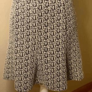 skirt  black and white ivory